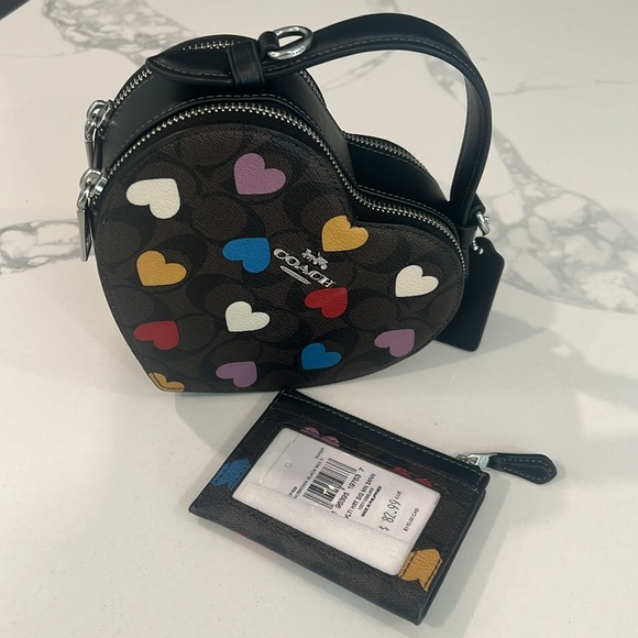 ❤️Coach Heart Crossdoby❤️ - Picture 11 of 16